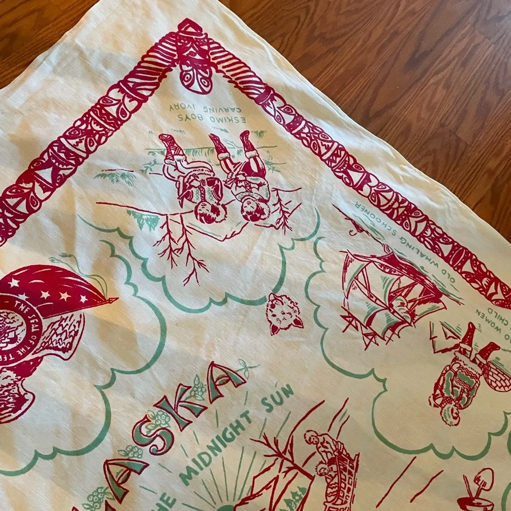 Tablecloth with Alaska storytelling - Picture 5 of 7
